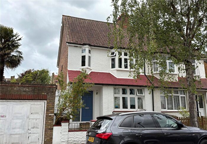 3 Bedroom Semi-Detached House For Sale In Dorset Road, Alexandra Park, London, N22