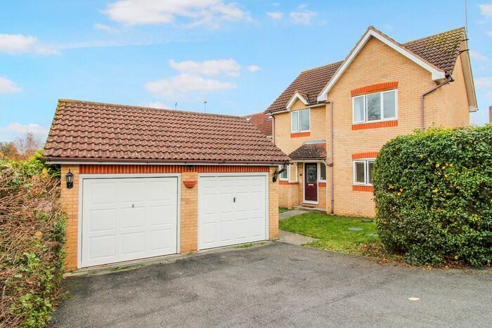 3 Bedroom Detached House To Rent In Athelstan Way, Orpington BR5