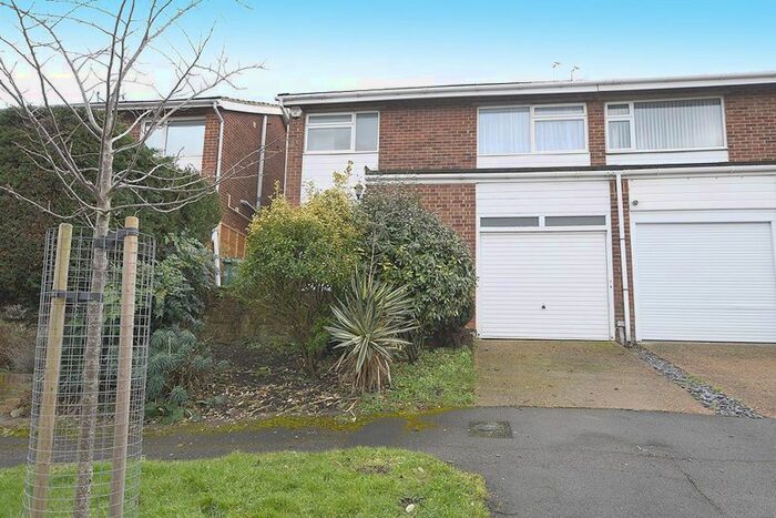 3 Bedroom Semi-Detached House To Rent In Clewson Rise, Penenden Heath, Maidstone, ME14