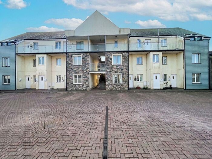 1 Bedroom Flat For Sale In North Parade, Camborne, TR14