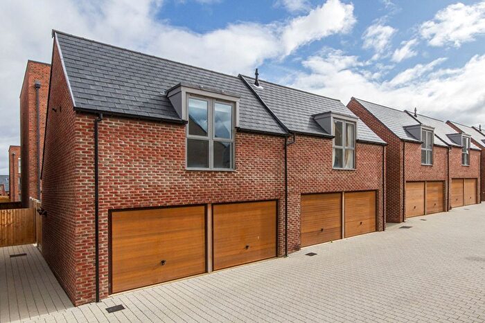 Studio To Rent In Renard Way, Trumpington, Cambridge, Cambridgeshire, CB2