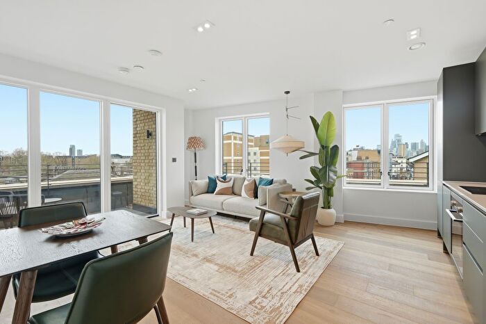 Block Of Flats To Rent In White Horse Road, London, E1
