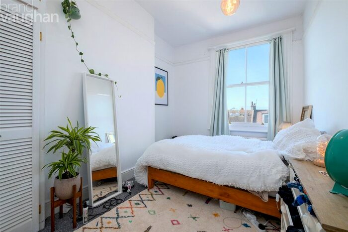 2 Bedroom Flat To Rent In Westbourne Villas, Hove, East Sussex, BN3