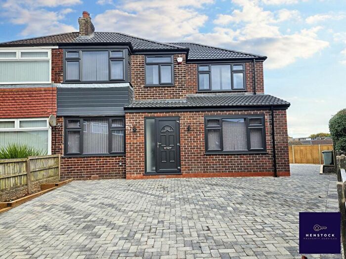 4 Bedroom Semi-Detached House To Rent In Ruthin Avenue, Middleton, Manchester, M24