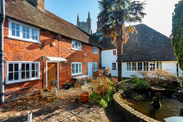 3 Bedroom Cottage For Sale In High Street, Lydd, TN29