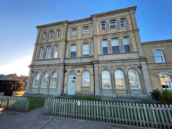 2 Bedroom Flat For Sale In Kings Road, Great Yarmouth, NR30