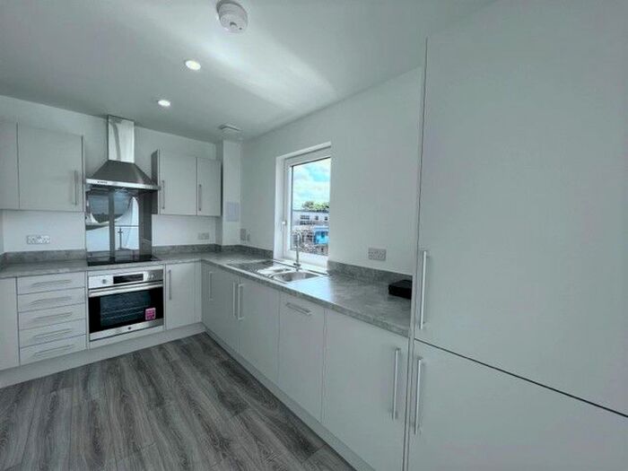 1 Bedroom Flat To Rent In Newtown Road, Ashford, TN24