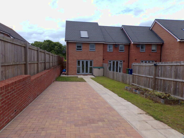 3 Bedroom House To Rent In Byrewood Walk, Kenton, NE3