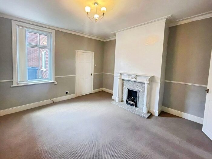 2 Bedroom Flat To Rent In South Frederick Street, South Shields, Tyne And Wear, NE33