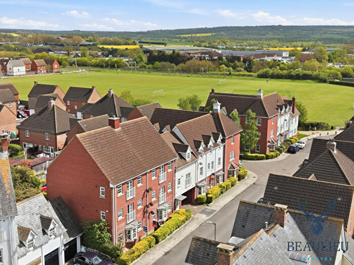 2 Bedroom Apartment For Sale In Burnell Gate, Beaulieu Park, CM1