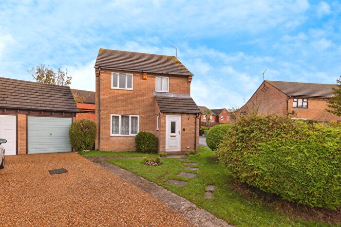 3 Bedroom Detached House For Sale In Althorpe Drive, Portsmouth, PO3