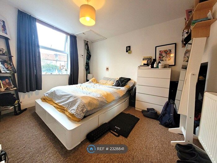 2 Bedroom Maisonette To Rent In Picton Street, Bristol, BS6