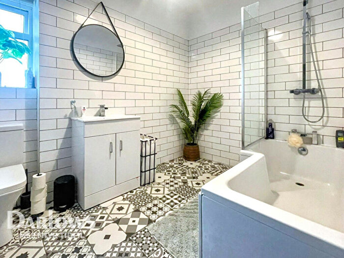 3 Bedroom End Of Terrace House For Sale In Meirion Place, Merthyr Tydfil, CF48