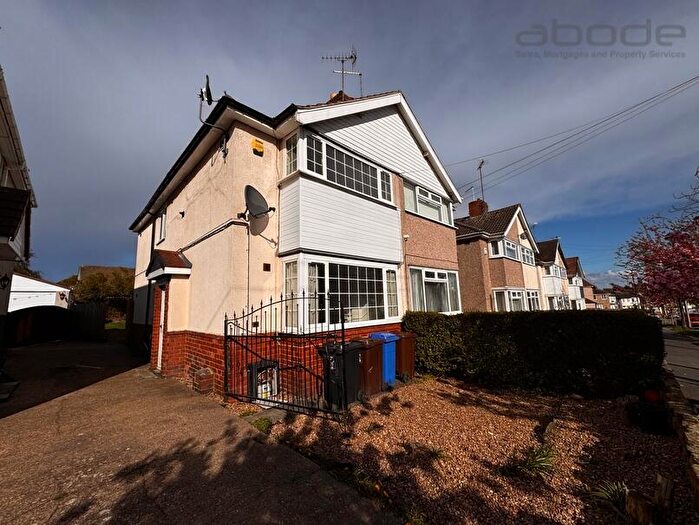 3 Bedroom Semi Detached House For Sale In Ridgehill Avenue, Sheffield, S12