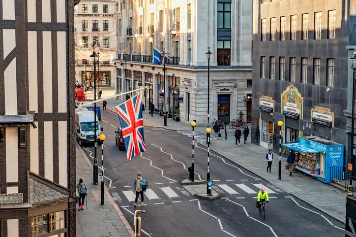 1 Bedroom Flat To Rent In Great Marlborough Street, Carnaby, W1F