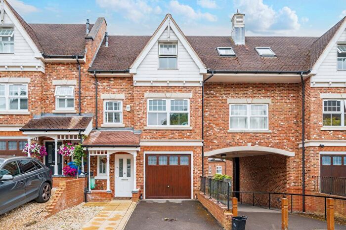 5 Bedroom Town House To Rent In Ascot, Berkshire, SL5