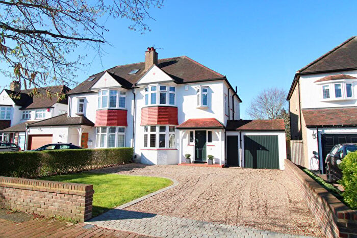 3 Bedroom Semi Detached House For Sale In Wickham Way, Park Langley, Beckenham, BR3