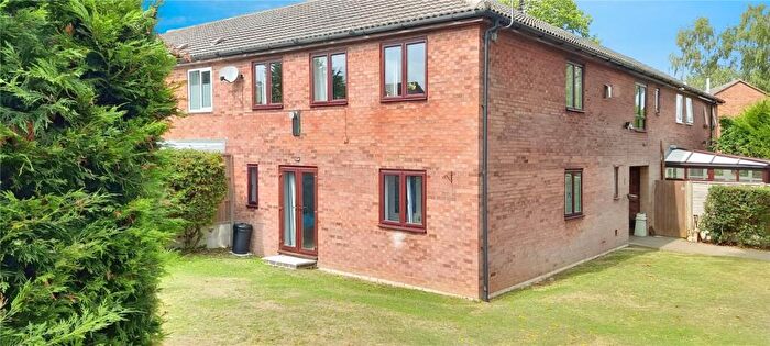 2 Bedroom Maisonette For Sale In Marston Close, Chatham, Kent, ME5
