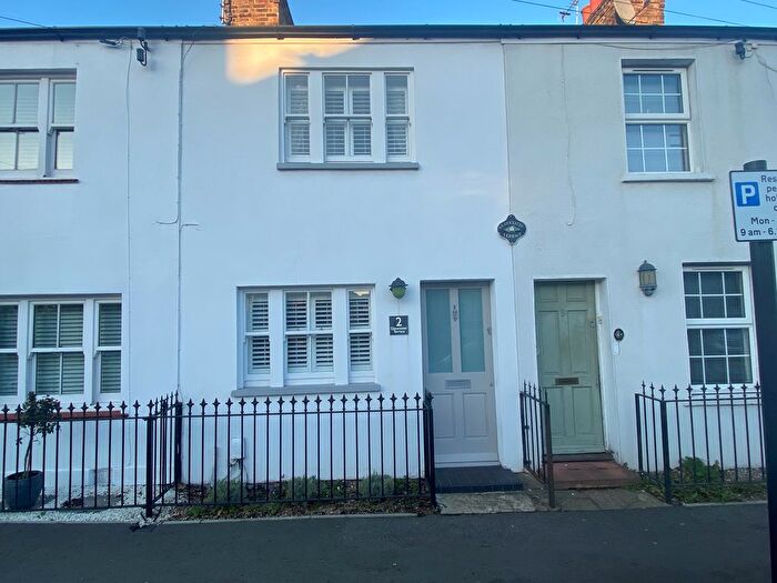 2 Bedroom Terraced House To Rent In Crown Lane, Southgate, N14