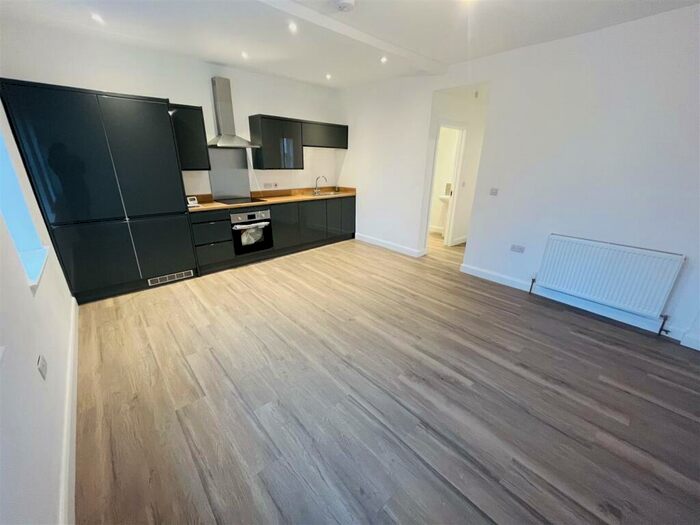 2 Bedroom Flat To Rent In Coronation Road, Southville, BS3