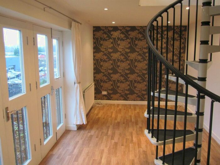 1 Bedroom Flat To Rent In Legh Court, Montmorency Road, Knutsford, WA16