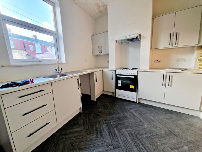 2 Bedroom Terraced House To Rent In Infirmary Street, BB2