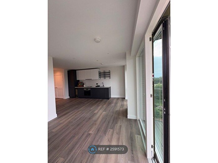 1 Bedroom Flat To Rent In Astell Road, London, SE3