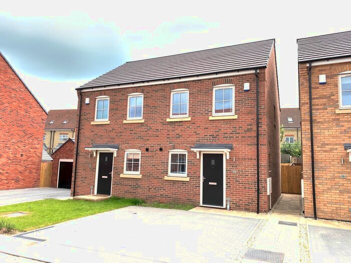 2 Bedroom Semi-Detached House To Rent In Silica Court, Kirk Sandall, Doncaster, DN3