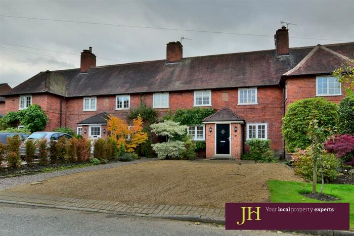 4 Bedroom Terraced House To Rent In Orchard Green, Alderley Edge, SK9
