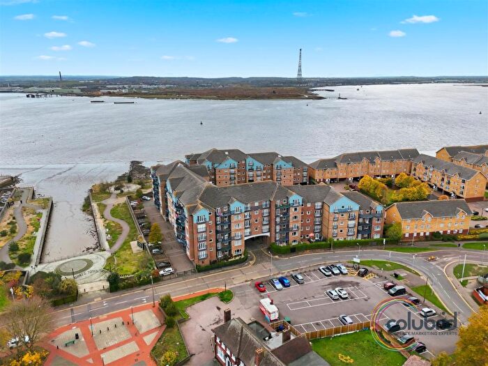 2 Bedroom Flat For Sale In Argent Street, Grays, RM17