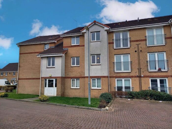 2 Bedroom Flat To Rent In Strachur Crescent, Glasgow, G22
