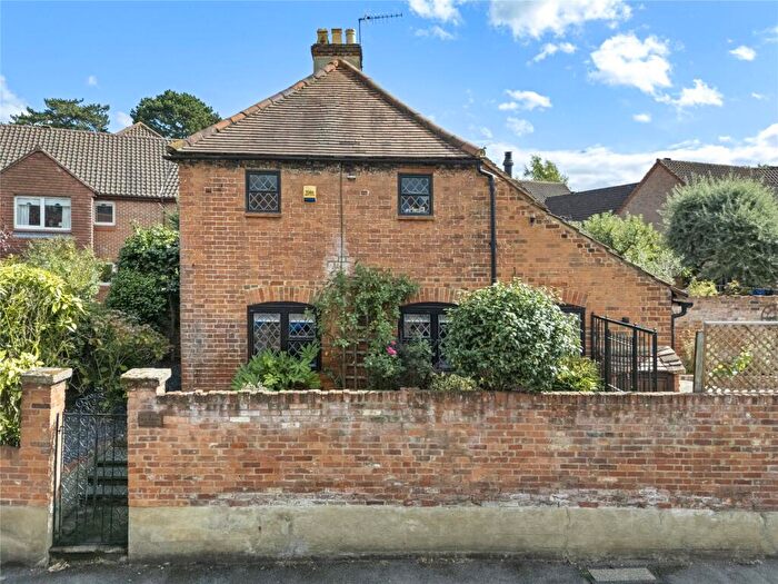 2 Bedroom Semi-Detached House For Sale In Springfield Meadows, Weybridge, Surrey, KT13