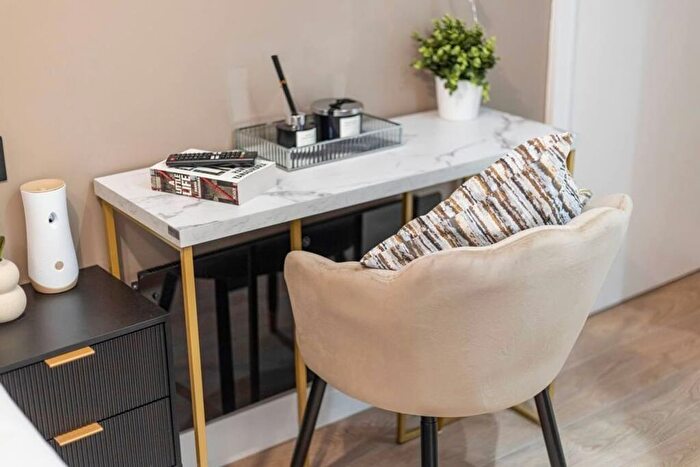 1 Bedroom Studio To Rent In Graham Rd, London, E8