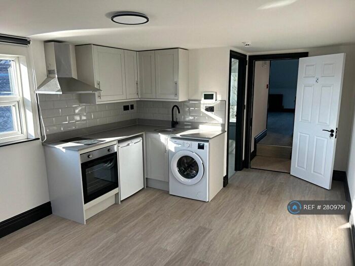 Studio To Rent In Mora Road, London, NW2