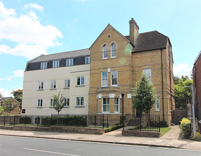 2 Bedroom Apartment To Rent In New London Road, Chelmsford, CM2