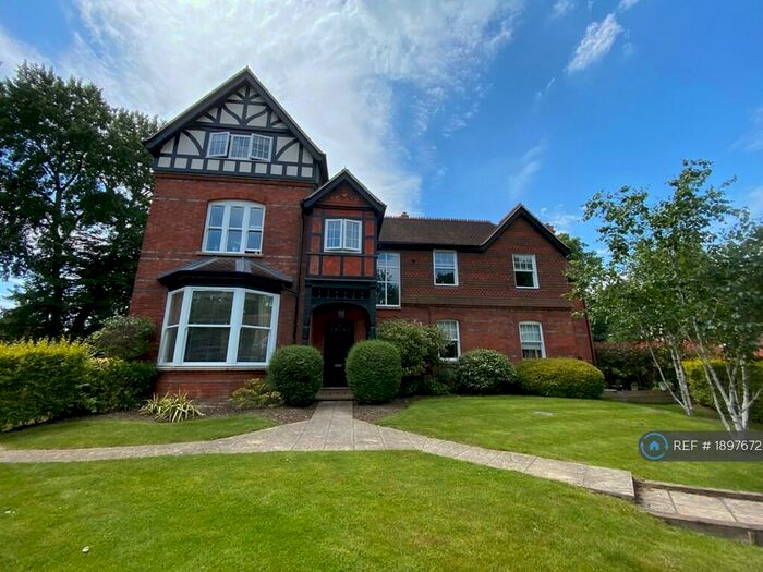 2 Bedroom Flat To Rent In Parkham Mead, Binfield, Bracknell, RG42