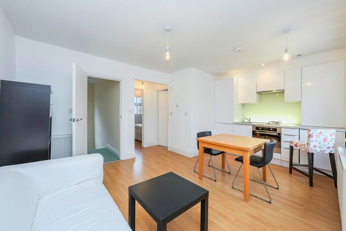 1 Bedroom Flat To Rent In Chester Road, Dartmouth Park, Highgate, London N19