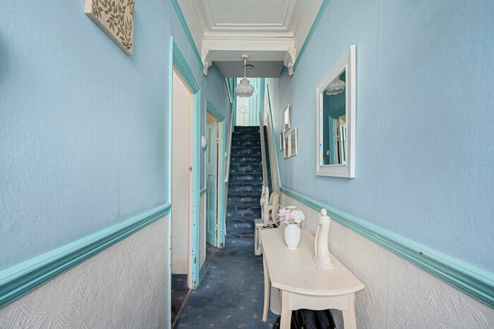 2 Bedroom Terraced House For Sale In Dalmally Road, Croydon, Surrey, CR0