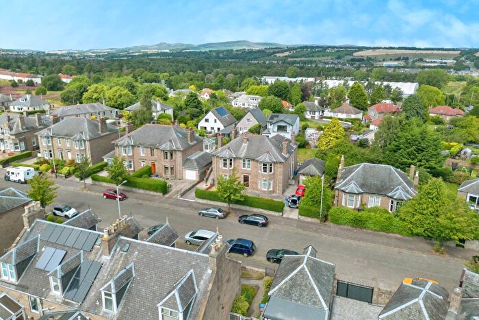 4 Bedroom Flat For Sale In Lammerton Terrace, Dundee, Angus, DD4