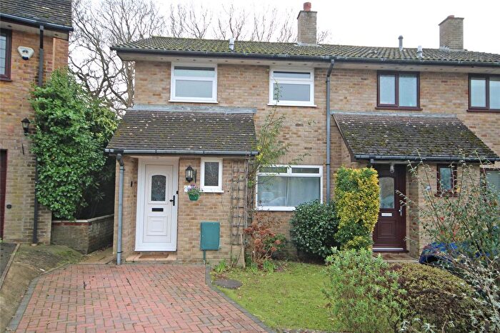 3 Bedroom End Terrace House For Sale In Bowland Rise, New Milton, Hampshire, BH25