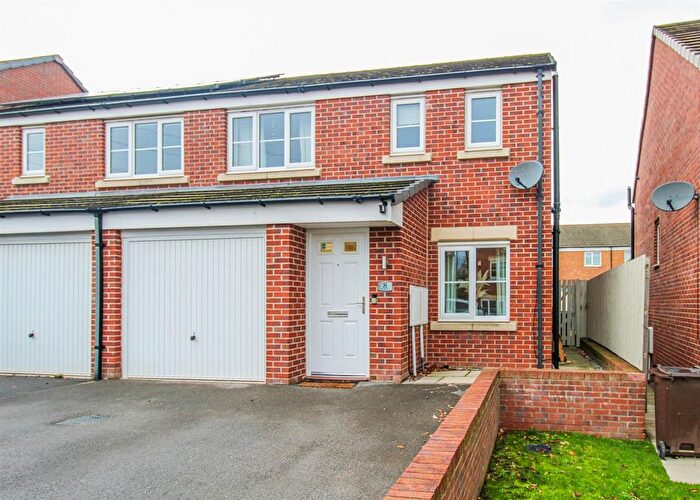 3 Bedroom Semi Detached House For Sale In Rock House Way, Ossett, WF5