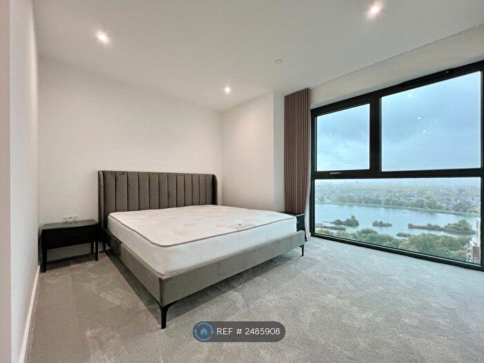 3 Bedroom Flat To Rent In Emperor Point, London, N4