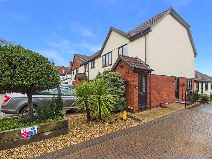 2 Bedroom Property For Sale In Church Road, Churchdown, Gloucester, GL3