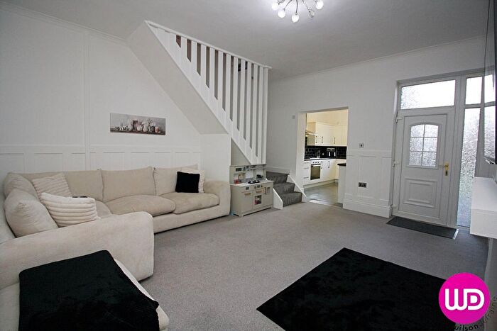 4 Bedroom Terraced House For Sale In Warkworth Crescent, Newburn, Newcastle Upon Tyne, NE15