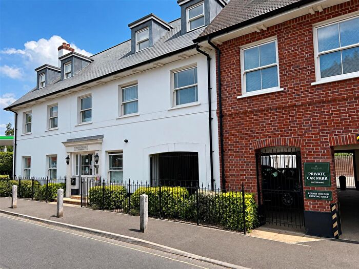 1 Bedroom Apartment For Sale In East Borough, Wimborne, BH21
