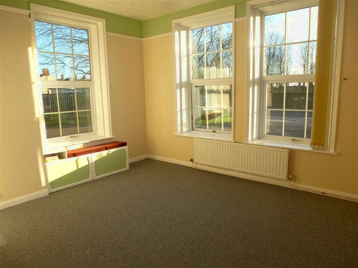 1 Bedroom Flat To Rent In St Margarets Road, Lowestoft, NR32