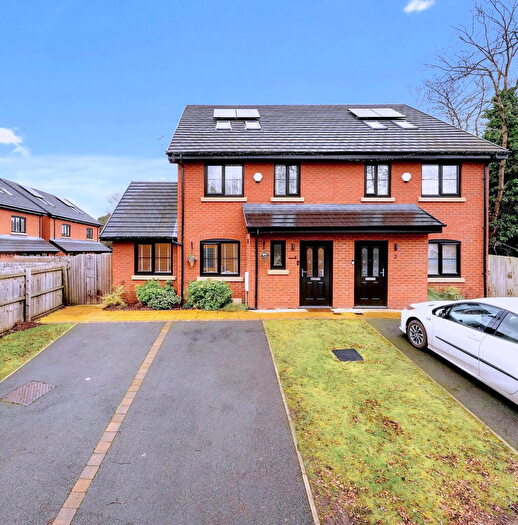 5 Bedroom Semi Detached House For Sale In Hurstfield Road, Worsley, Manchester, M28