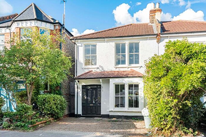 3 Bedroom Semi Detached House For Sale In Gordon Road, London, E18