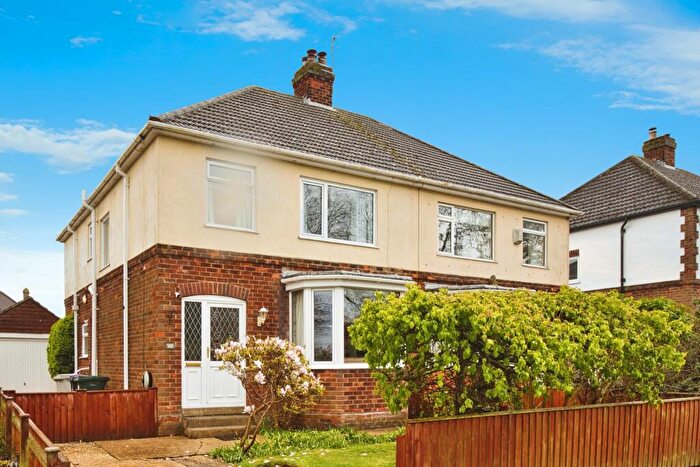 4 Bedroom Semi-Detached House For Sale In Kenwick Road, Louth, LN11