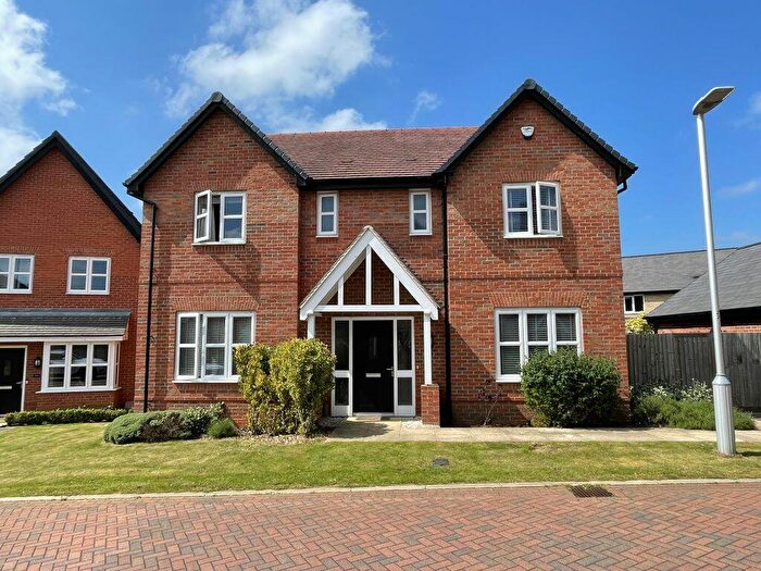 4 Bedroom Detached House To Rent In Primrose Crescent, Ampthill, Bedfordshire, MK45